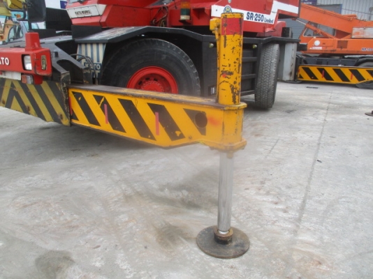 Kato KR25H-V เก่านอก 25ตัน ขาตรง  สนใจโทร 061-4194021 ภู