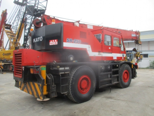 Kato KR25H-V เก่านอก 25ตัน ขาตรง  สนใจโทร 061-4194021 ภู