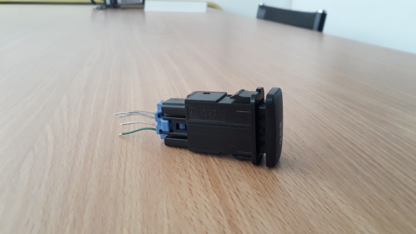 สวิทช์ eco IDLE OFF ของรถ TOYOTA แท้