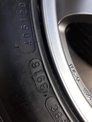 ขายล้อแม็กใหม่ gramlights 57f 15"×7" พร้อมยาง\%ปี16 สนใจสอบถามได้ค่ะ ขายล้อแม็กใหม่ gramlights 57f 15"×7" พร้อมยาง\%ปี16 สนใจสอบถามได้ค่ะ