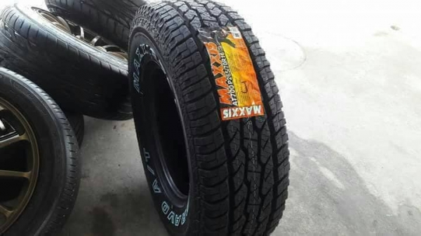 ขายล้อแม็กใหม่ daino 16"&times;8.5" et0 6รู139.7 สีดำด้าน สนใจสอบถามได้ค่ะ