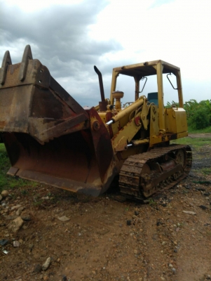 รถตัก CAT รถสภาพดี ใช้เป็นรถตักได้ ใช้เป็นรถแทรกเตอร์ดันได้ เครื่องดี แทรกสวย สภาพพร้อมใช้งาน