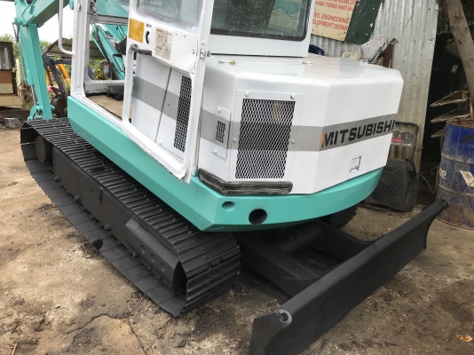 Mitsubishi me40ปั้มนิ้วคอนโทรลสั้นทำงานเร็วเครื่องดีเก่าญี่ปุ่น Mitsubishi me40ปั้มนิ้วคอนโทรลสั้นทำงานเร็วเครื่องดีเก่าญี่ปุ่น