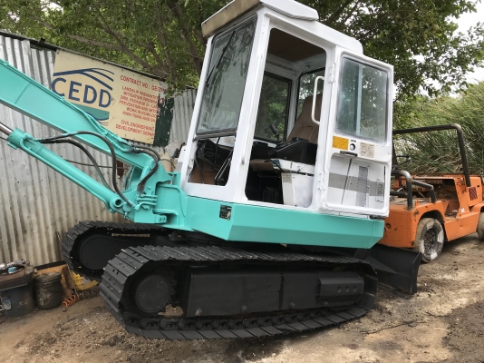 Mitsubishi me40ปั้มนิ้วคอนโทรลสั้นทำงานเร็วเครื่องดีเก่าญี่ปุ่น Mitsubishi me40ปั้มนิ้วคอนโทรลสั้นทำงานเร็วเครื่องดีเก่าญี่ปุ่น