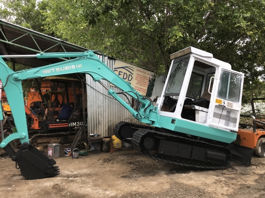 Mitsubishi me40ปั้มนิ้วคอนโทรลสั้นทำงานเร็วเครื่องดีเก่าญี่ปุ่น