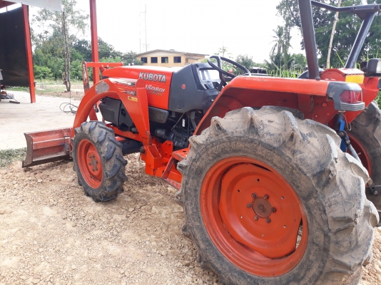 ขายรถไถL4508di spปี54พร้อมใช่งานครับ