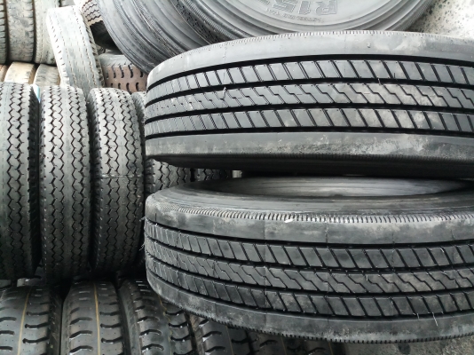 ยางอัดเย็น11R22.5สำหรับรถบรรทุกราคา3100 ยางอัดเย็น11R22.5สำหรับรถบรรทุกราคา3100