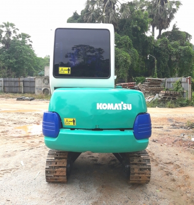ขายรถแมคโคร komatsu pc30รุ่น7 มีไลหัวเจาะ