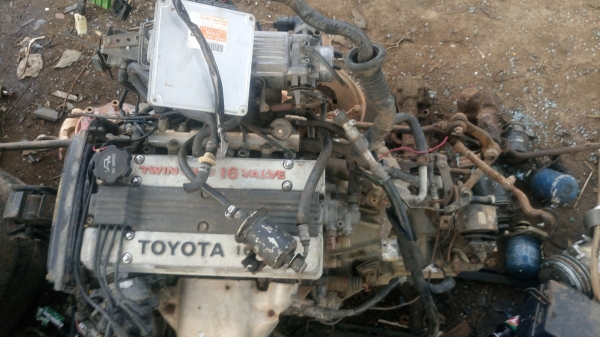 ขายเครื่องยนต์ Toyota 4ag ฝาลายขับหน้า