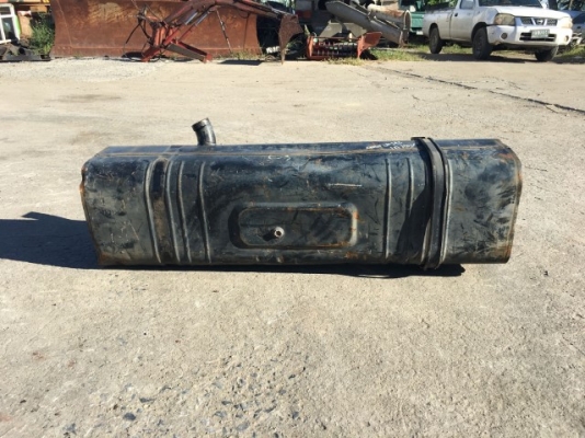 ถังน้ำมัน ขนาดถัง 0.28x1.03x0.26 เมตร 109 ลิตร