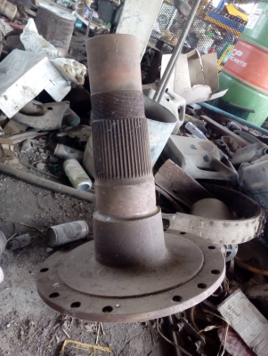 ขาย ฮาฟเล็ก ฮาฟใหญ่ ตีนเป็ดตีนไก่ รถแทรกเตอร์ CAT-D-5 และอะไหล่ ขายไม่แพงครับ