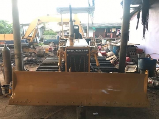 ขายรถแทร็กเตอร์D2-6PL สไลด์3ทิศทาง เก่าญี่ปุ่น รถพร้อมใช้งาน เครื่องดี ช่วงล่างดีเปลี่ยนใหม่หมด ใบแทร็กสวยทุกใบ ราคาต่อรองคุยกันได้ โทร0616613023แพรว