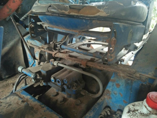 ขายๆ ฟอร์ด 6610 เสื้อลาย  ใบดัน ผาน246 ครบชุด  250,000 บาท