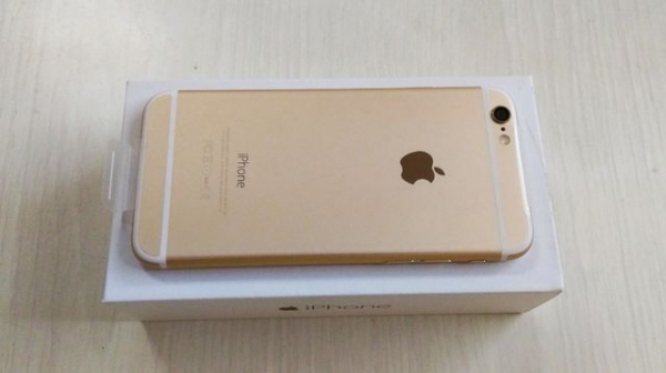iPhone 6 64 gb สีทอง สภาพน้องๆ ของใหม่ ไร้ริ้วรอย กล่องอุปกรณ์ครบ iPhone 6 64 gb สีทอง สภาพน้องๆ ของใหม่ ไร้ริ้วรอย กล่องอุปกรณ์ครบ