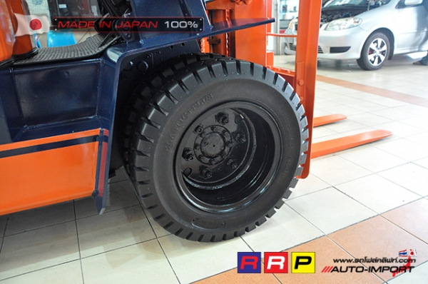 ขายรถโฟล์คลิฟท์มือสอง TOYOTA รุ่น 5FD30-13039 นำเข้าจากประเทศญี่ปุ่น 100\% ไม่เคยใช้งานในไทย