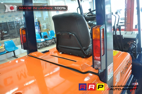 ขายรถโฟล์คลิฟท์มือสอง TOYOTA รุ่น 5FD30-13039 นำเข้าจากประเทศญี่ปุ่น 100\% ไม่เคยใช้งานในไทย