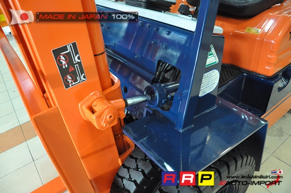 ขายรถโฟล์คลิฟท์มือสอง TOYOTA รุ่น 5FD30-13039 นำเข้าจากประเทศญี่ปุ่น 100\% ไม่เคยใช้งานในไทย