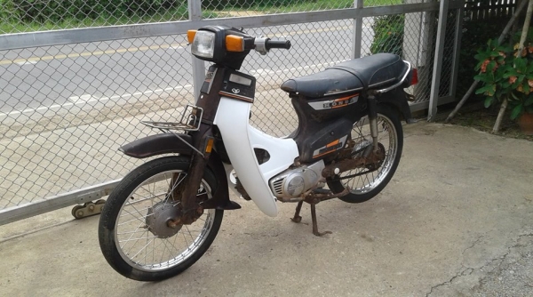 ขาย Honda Super700 เล่มพร้อมโอนภาษีขาดเครื่องดีสีเดิมเหมาะไปเก็บอะไหล่สายเดิมไม่ควรพลาด ขาย Honda Super700 เล่มพร้อมโอนภาษีขาดเครื่องดีสีเดิมเหมาะไปเก็บอะไหล่สายเดิมไม่ควรพลาด