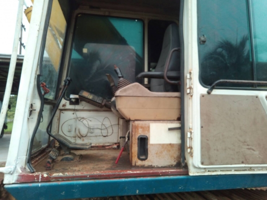 ขายรถแบคโฮ KOMATSU PC200-5 คอนโทนสั้น ไฟฟ้าเต็มเอกสารทะเบียน