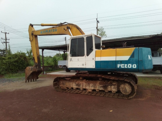 ขายรถแบคโฮ KOMATSU PC200-5 คอนโทนสั้น ไฟฟ้าเต็มเอกสารทะเบียน