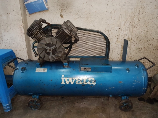 **ขายถูกๆ ถังลม-ห้วปั๊มลมมือสอง(เก่านอก-ญี่ปุ่น)** ถังพัก 5แรง 150ลิตร @3,500 หัวปั๊ม@3,500(ต้องไปซ่อม) ครับ