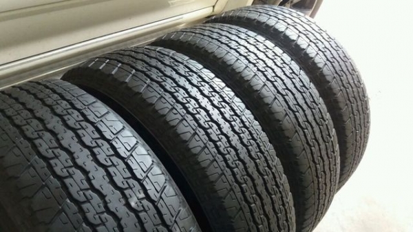 ยาง Bridgestone Dueler 245 70 16 ปี 17