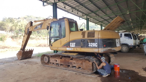 ขาย แบคโฮ CAT 320C เอกสารเล่มทะเบียนครบ เครื่องดี ปั้มดี ช่วงล่างเต็ม ไฟฟ้าครบ ขาย แบคโฮ CAT 320C เอกสารเล่มทะเบียนครบ เครื่องดี ปั้มดี ช่วงล่างเต็ม ไฟฟ้าครบ