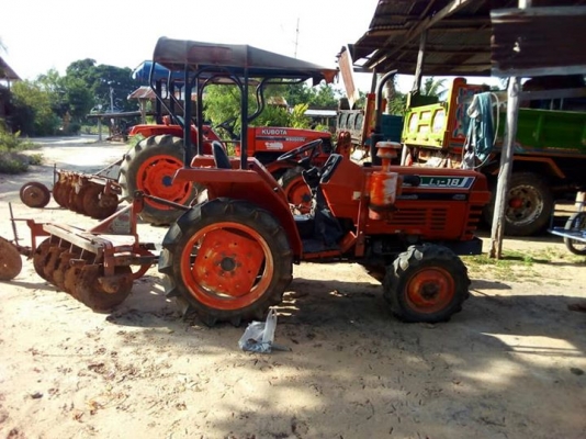 เก่านอกนั่งขับL18 พร้อมผาลหลัง สวยๆๆเครื่องดีมากๆๆ เก่านอกนั่งขับL18 พร้อมผาลหลัง สวยๆๆเครื่องดีมากๆๆ