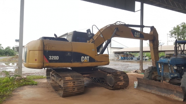 ขาย แบคโฮ CAT 320D เอกสารเล่มทะเบียนครบ รถใช้งานได้ปกติ ราคาต่อรองได้ครับ