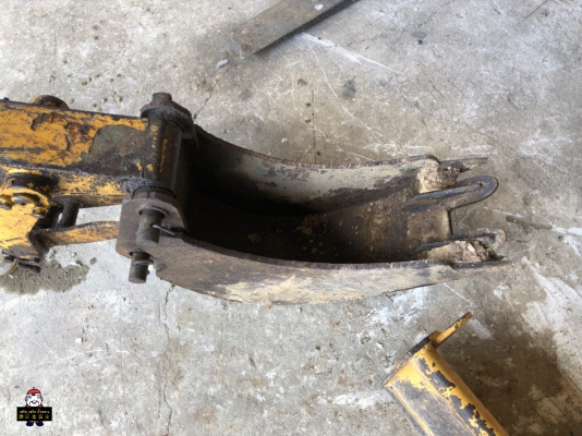 (ปิดการขาย) รถขุด Komatsu PC15-2 (ปิดการขาย) รถขุด Komatsu PC15-2