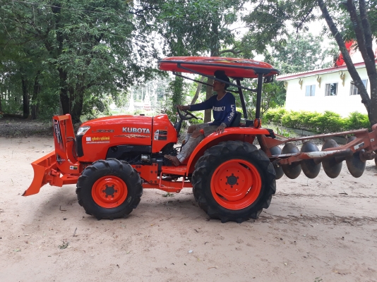 ขายL3608สวยๆสภาพนางฟ้าสวยๆเครื่องแน่นๆเกียรดีไฮโลิกแจ๋วสี สวยๆมาพร้อมอุปกร4ชิ่นดันหน้า+ผาน5+โรตารี่+คราด