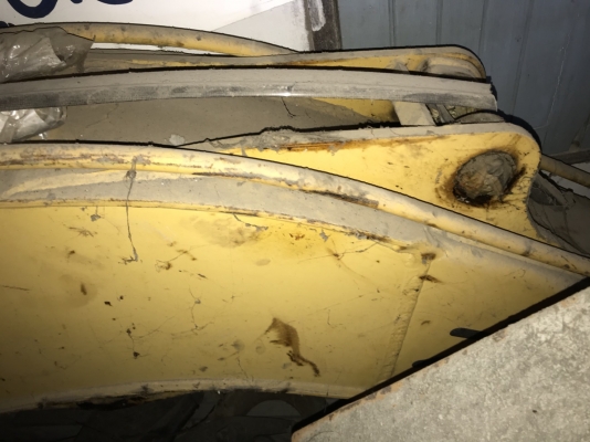 บูมอามร์ Pc60 ซื้อเก่านอกมาไม่ได้ใช้ ขายถูกครับ