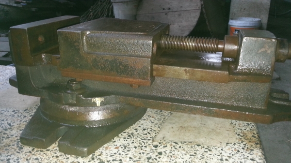 ขาย ปากกามิลลิ่ง6นิ้วปรับ องศา สภาพดี ขาดฟันจับ 3,800 ขาย ปากกามิลลิ่ง6นิ้วปรับ องศา สภาพดี ขาดฟันจับ 3,800