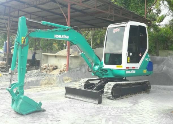KOMATSU PC30-7 มีระบบหัวกระแทก รถสวย สภาพพร้อมใช้งาน เครื่องดี ทำงานดี ราคาคุยได้ 0872976734