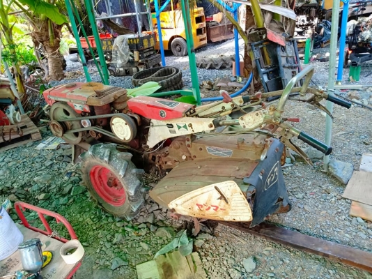 รถพรวนดินดีเซลยันม่าร์ yc6 เครื่อง f6e มีเกียร์เดินหน้า 6 เกียร์ถอยหลัง 2 รถพรวนดินดีเซลยันม่าร์ yc6 เครื่อง f6e มีเกียร์เดินหน้า 6 เกียร์ถอยหลัง 2