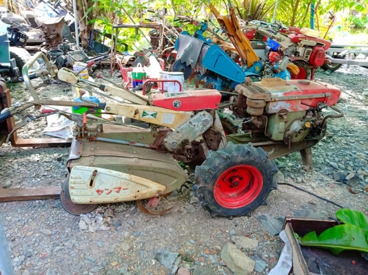 รถพรวนดินดีเซลยันม่าร์ yc6 เครื่อง f6e มีเกียร์เดินหน้า 6 เกียร์ถอยหลัง 2