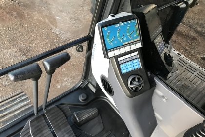 ขาย!! >>> Komatsu Pc130 รุ่น 8 ไมล์ 4,700 ชั่วโมง สวยเต็ม PM.ยังเหลือ <<< เบอร์ติดต่อ 098-7155789 086-4631102 ขาย!! >>> Komatsu Pc130 รุ่น 8 ไมล์ 4,700 ชั่วโมง สวยเต็ม PM.ยังเหลือ <<< เบอร์ติดต่อ 098-7155789 086-4631102