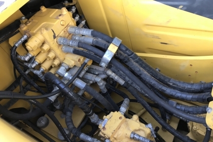 ขาย!! >>> Komatsu Pc130 รุ่น 8 ไมล์ 4,700 ชั่วโมง สวยเต็ม PM.ยังเหลือ <<< เบอร์ติดต่อ 098-7155789 086-4631102 ขาย!! >>> Komatsu Pc130 รุ่น 8 ไมล์ 4,700 ชั่วโมง สวยเต็ม PM.ยังเหลือ <<< เบอร์ติดต่อ 098-7155789 086-4631102