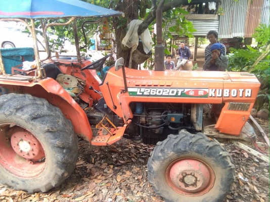 ขาย L2602DT 26แรง (2เพลา)ใช้ได้ปกติ เครื่องดีติดง่าย/เกียดี/ไฮดี