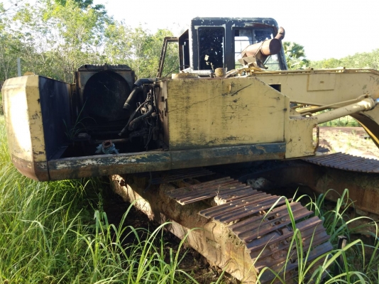 ขายด่วน แบ็คโคร IHI 200 เครื่องพัง ขายตามสภาพ สนใจสอบถาม 093 0764943  คุณ ตั้ม