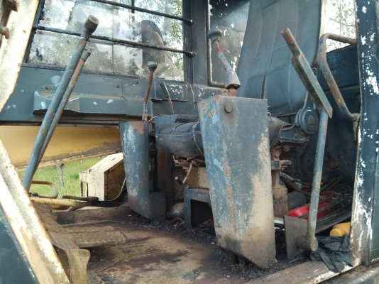 ขายด่วน แบ็คโคร IHI 200 เครื่องพัง ขายตามสภาพ สนใจสอบถาม 093 0764943  คุณ ตั้ม