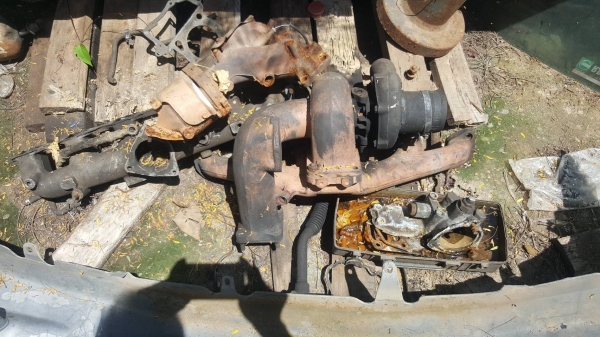 ขายด่วน แบ็คโคร IHI 200 เครื่องพัง ขายตามสภาพ สนใจสอบถาม 093 0764943  คุณ ตั้ม