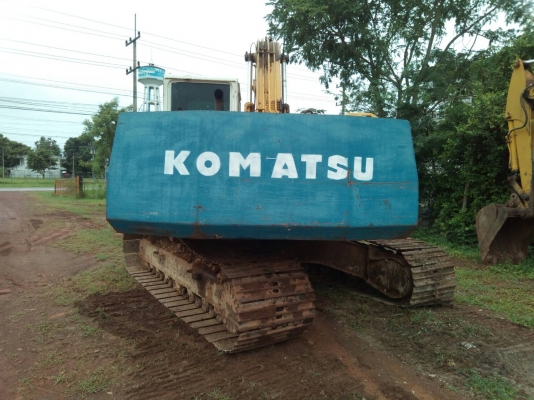 Komatsu PC200-5 คอนโทรลสั้น ไฟฟ้าเต้ม แอรเย้น เล่มพร้อมโอน เครื่องเดิม ปั้มเดิม