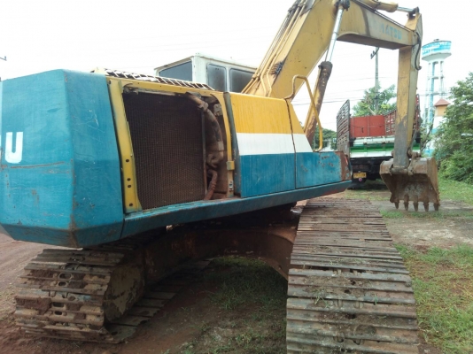 Komatsu PC200-5 คอนโทรลสั้น ไฟฟ้าเต้ม แอรเย้น เล่มพร้อมโอน เครื่องเดิม ปั้มเดิม