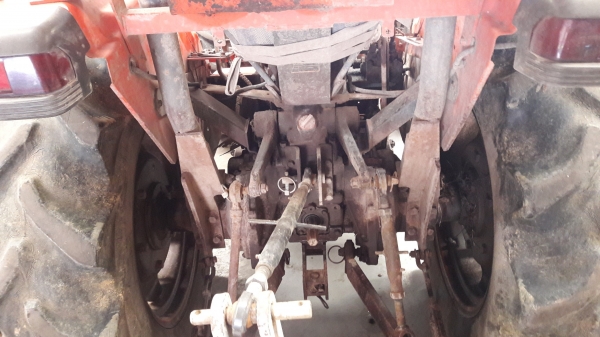 รถแทรกเตอร์มือสอง รถแทรกเตอร์มือสอง