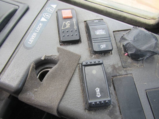 ขายรถตัก ยี่ห้อTCM รุ่น ZW140 ขายรถตัก ยี่ห้อTCM รุ่น ZW140