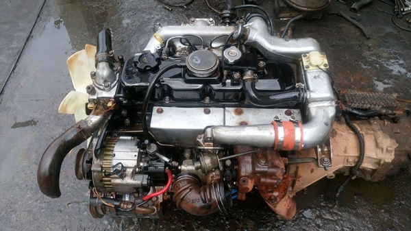 ขายเครื่องยนต์ดีเซลนิสสัน TD27 Turbo