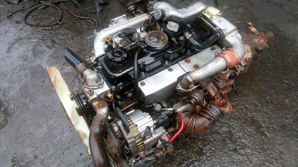 ขายเครื่องยนต์ดีเซลนิสสัน TD27 Turbo