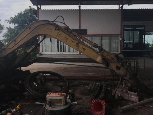 ขายแยกอะไหล่ P60-5(แยกอะไหล่) ขายแยกอะไหล่ P60-5(แยกอะไหล่)