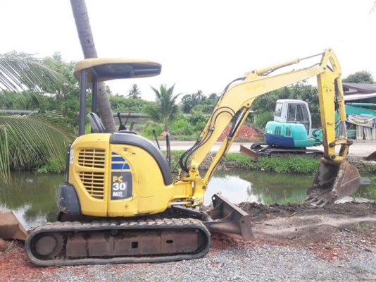 มาใหม่จ้า...KOMATSU PC30MR-2  เก่านอกแท้  สภาพสวย  เดิมๆๆ  เครื่องปั๊มดี  1,XXX  ชั่วโมง...พร้อมใช้  โทร  089-3818694  จ๊อย.
